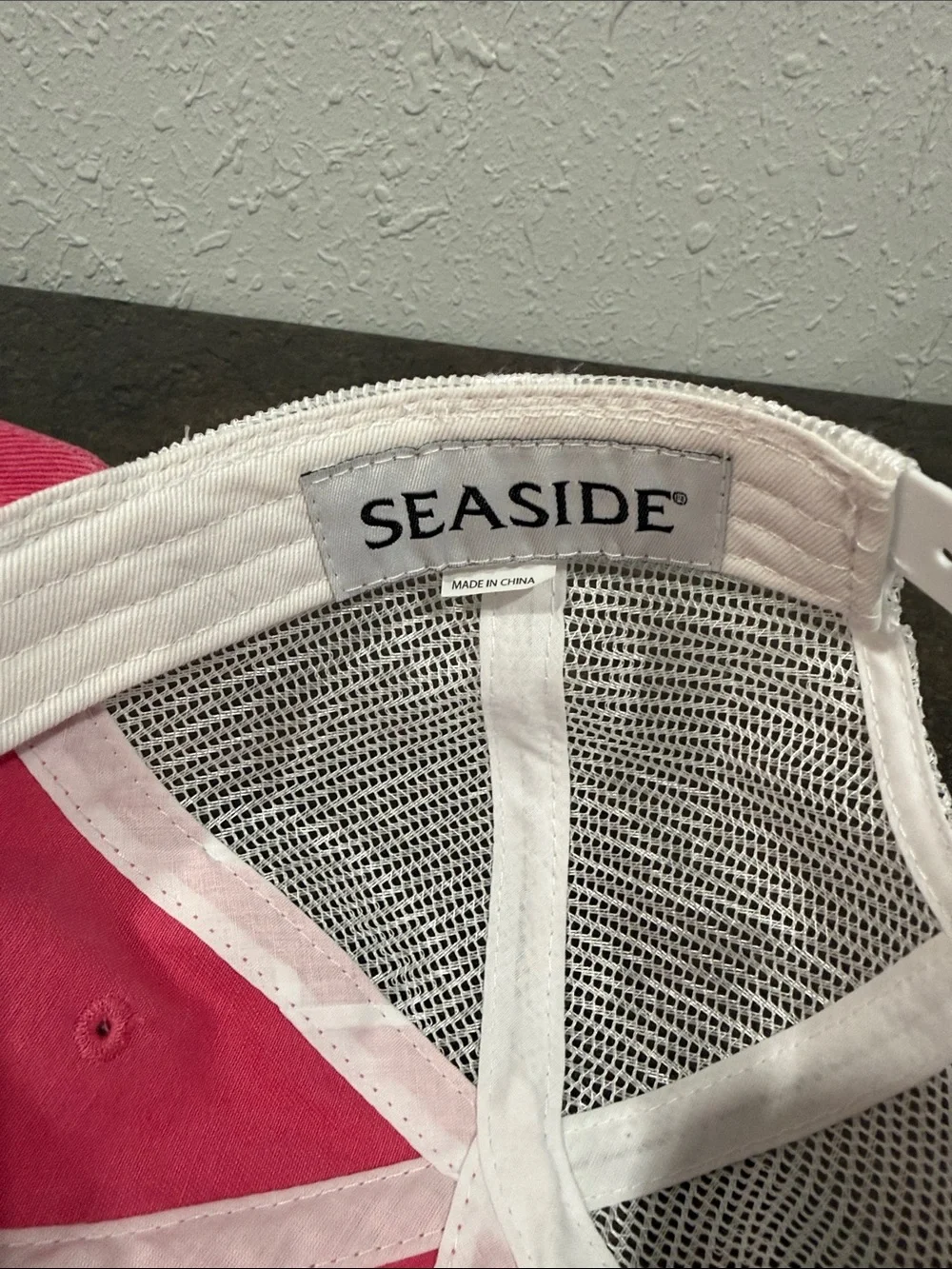 The Seaside Style bright pink